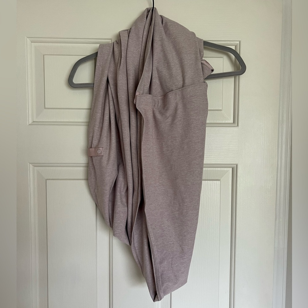 Lululemon Snap Scarf Rulu